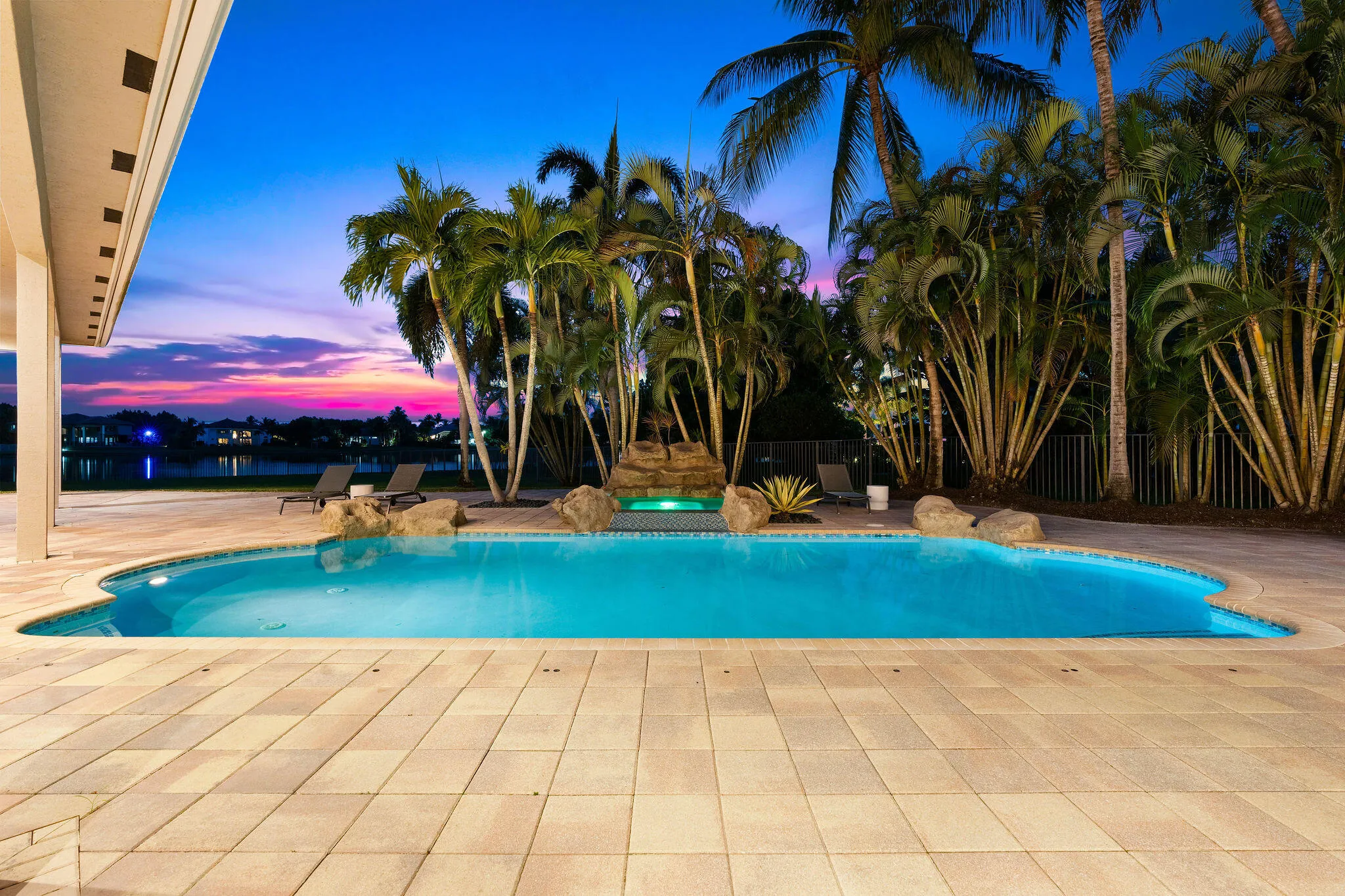 POOL - DIGITALLY ENHANCED