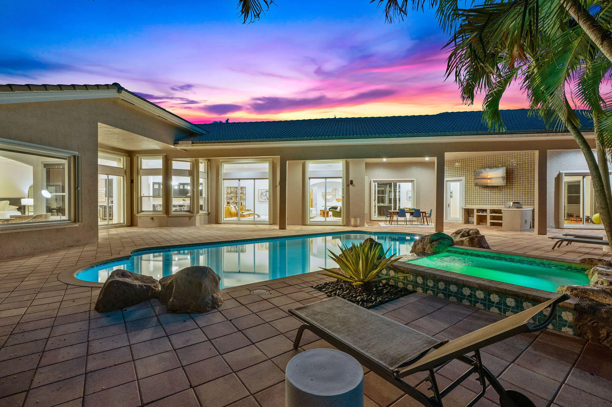POOL/SPA and REAR - DIGITALLY ENHANCED