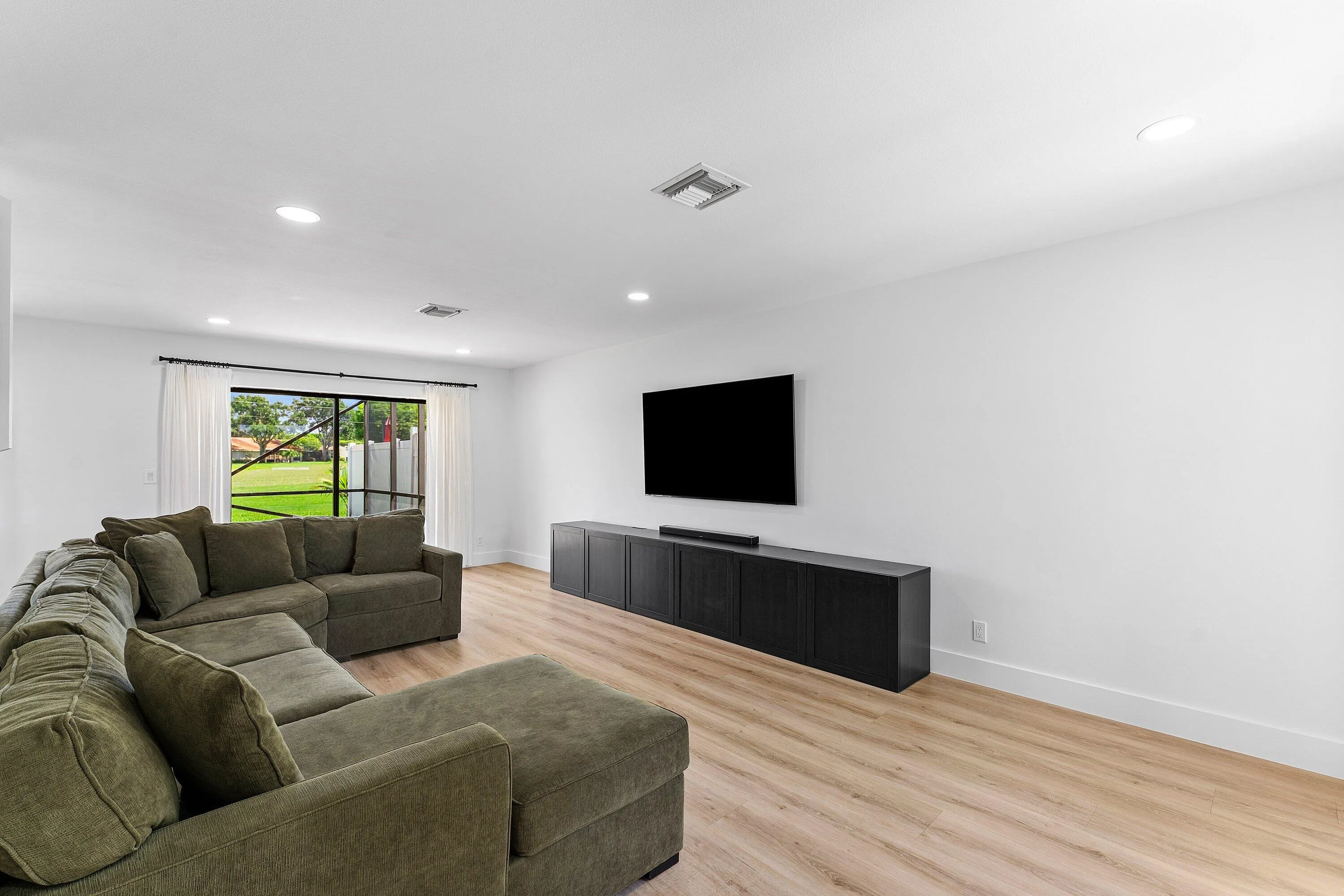 013-5753NorthpointeLane-BoyntonBeach-FL-