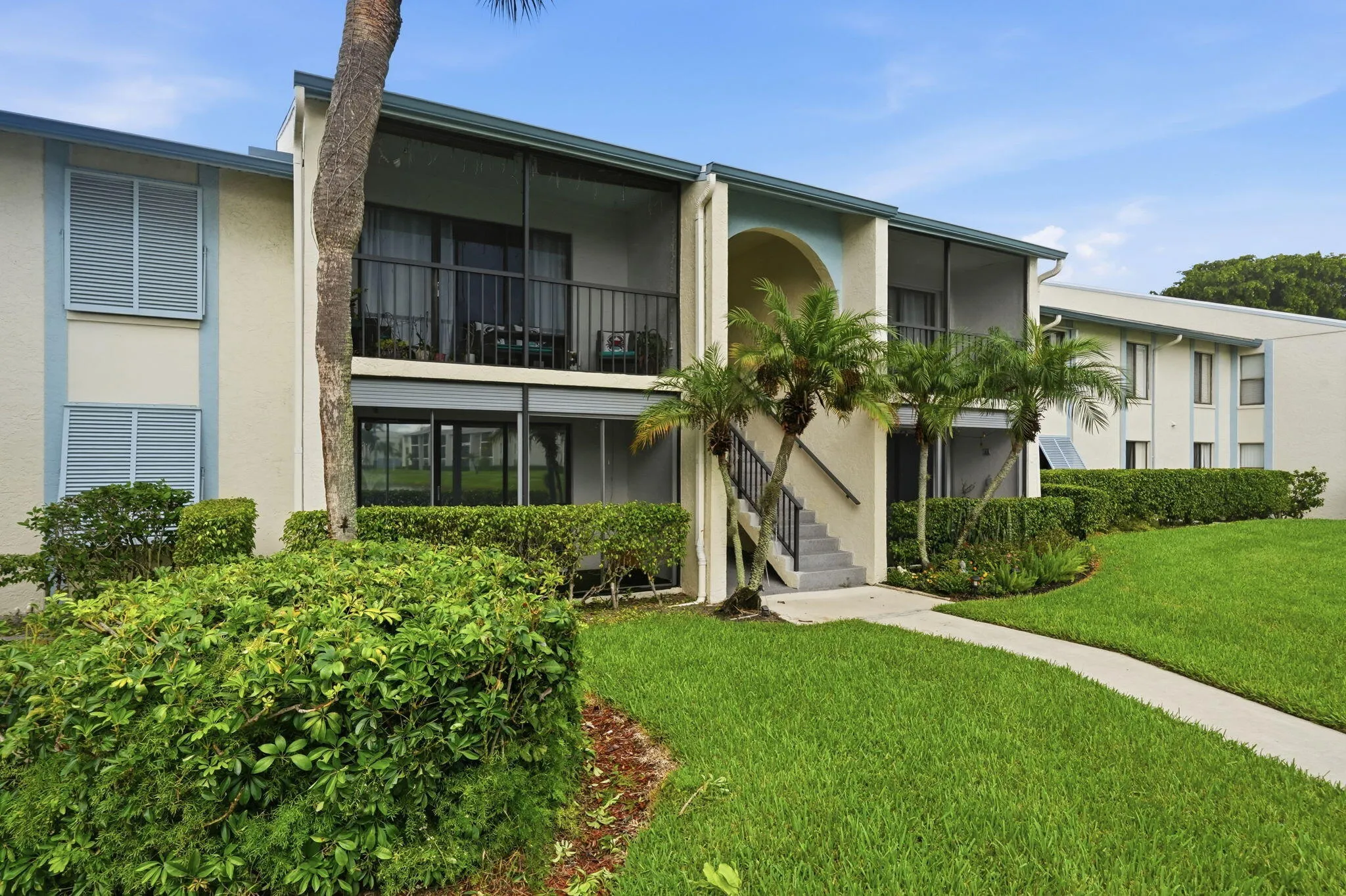 34-web-or-mls-1104_Green_Pine_Boulevard_