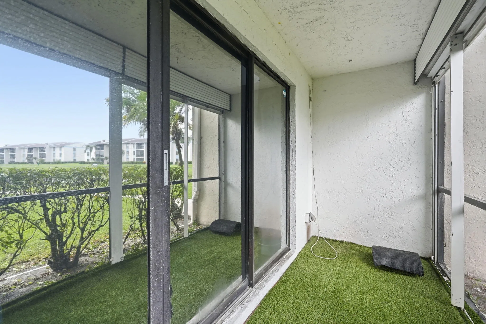 29-web-or-mls-1104_Green_Pine_Boulevard_