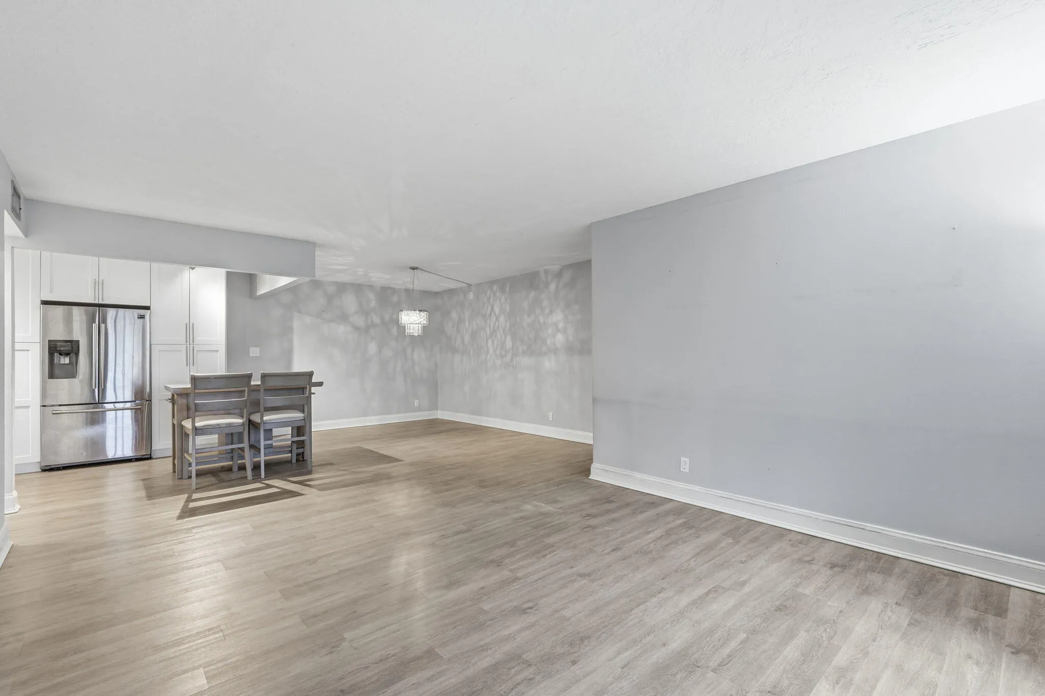 25-web-or-mls-1104_Green_Pine_Boulevard_