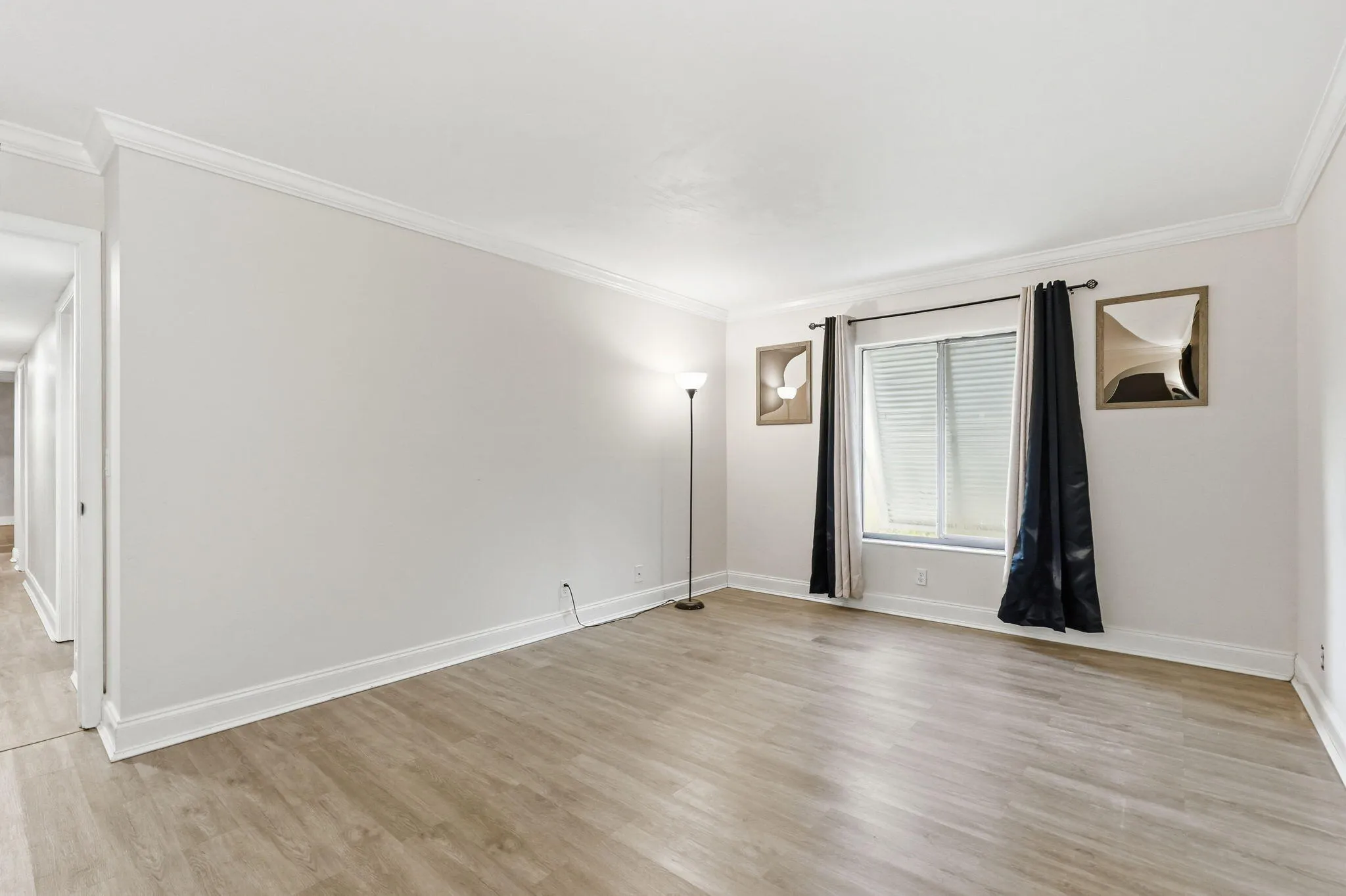 2-web-or-mls-1104_Green_Pine_Boulevard_U