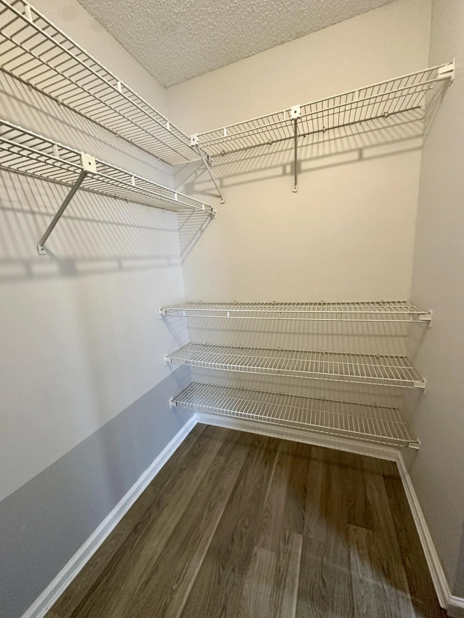 Huge walk in​​‌​​​​‌​​‌‌​‌‌​​​‌‌​‌​‌​‌​​​‌​​ closet