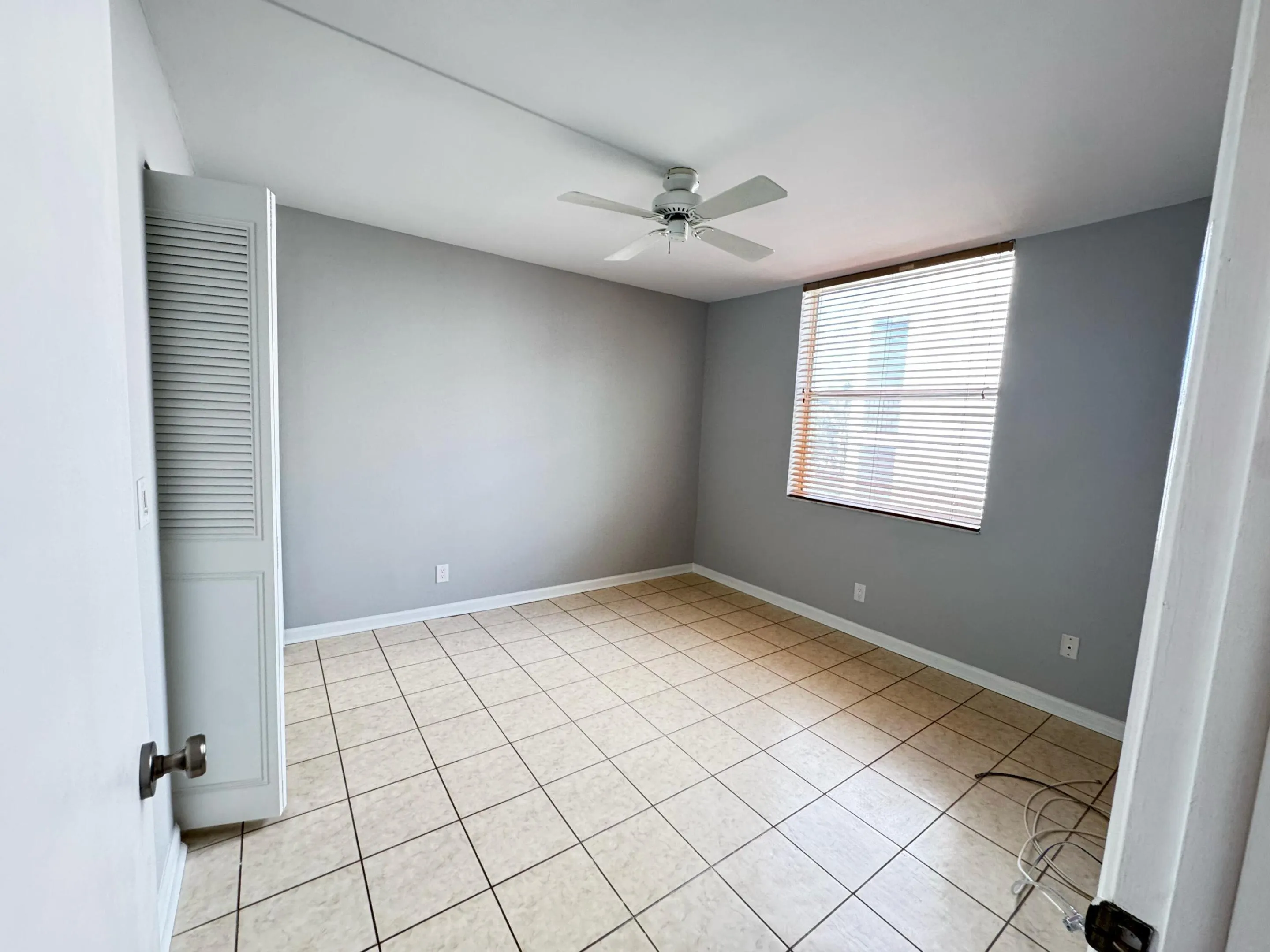 nice spacious second bedroom