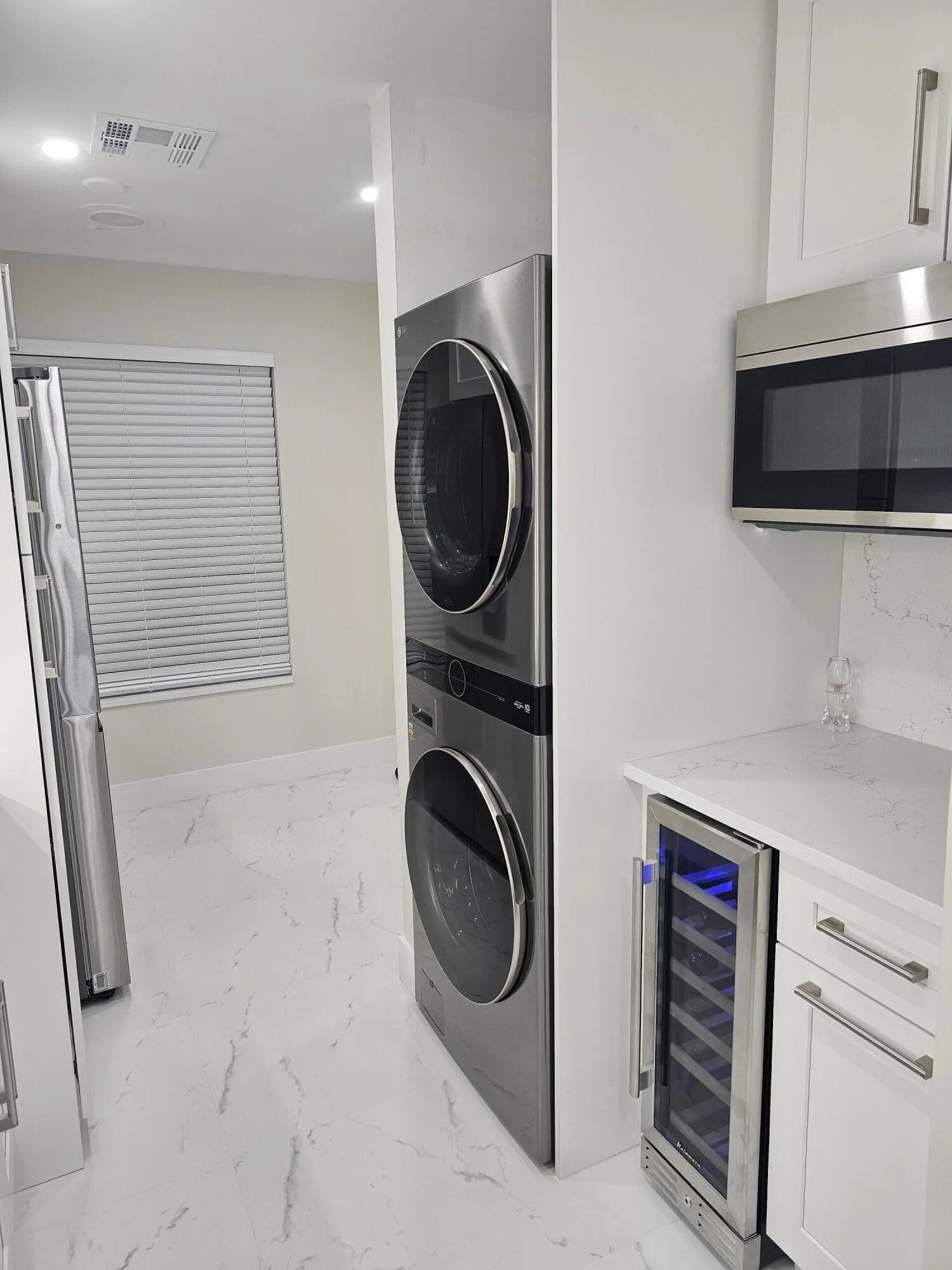 In unit SS Washer/Dryer