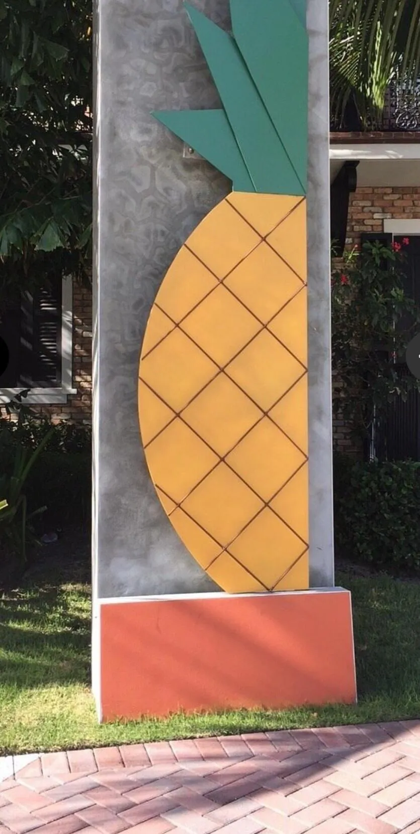 Delray Beach Art District -Pineapple Gro