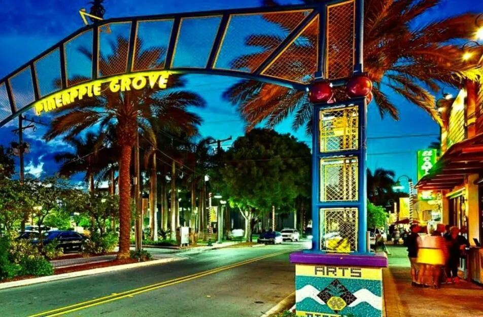 Delray Beach, Pineapple Grove