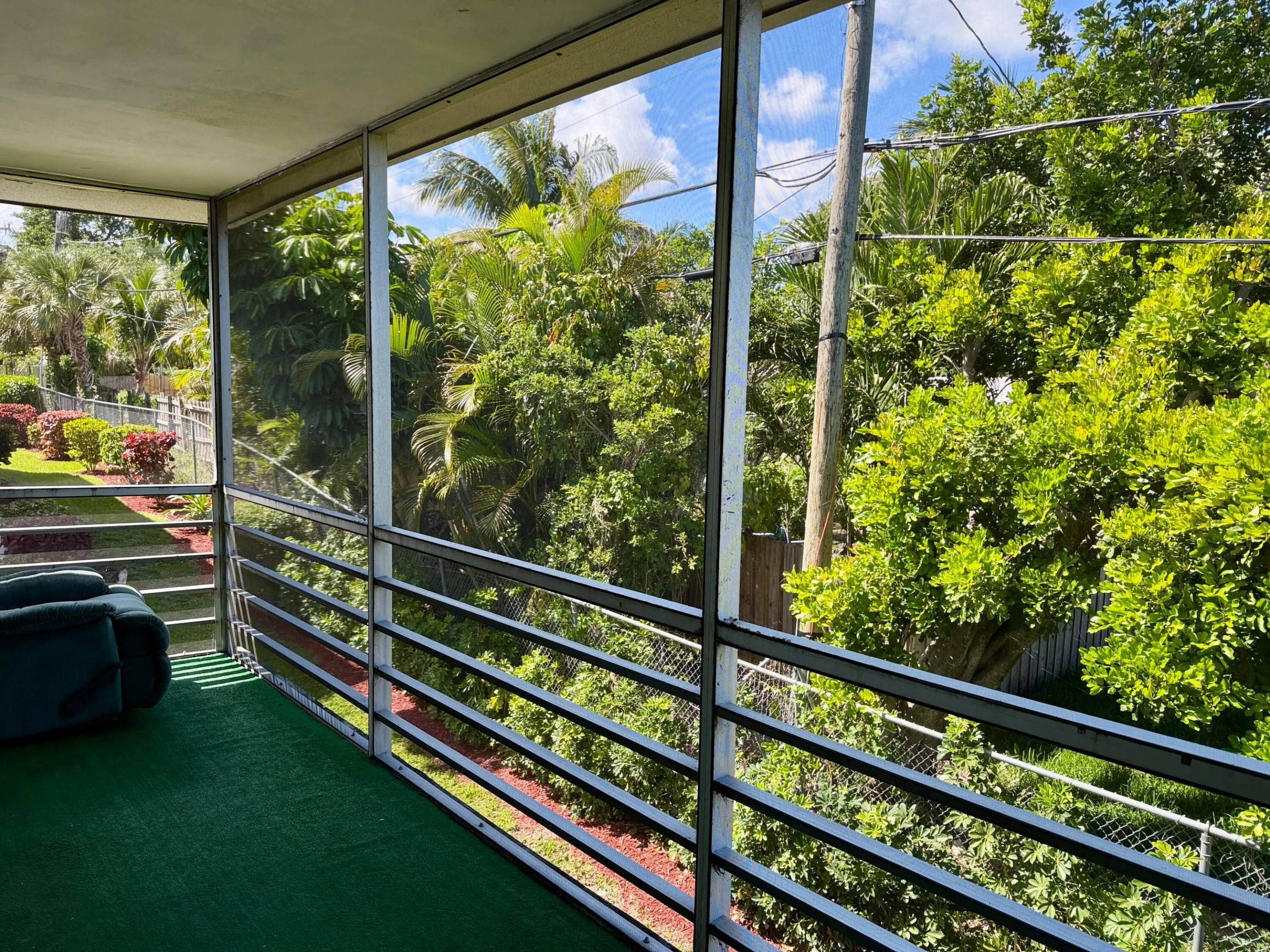 balcony