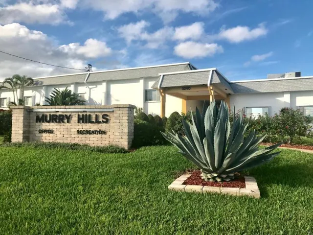 Murry Hills