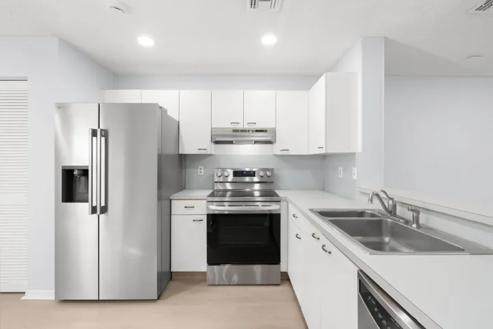 6-web-or-mls-7107 Woodmont Way, Tamarac,