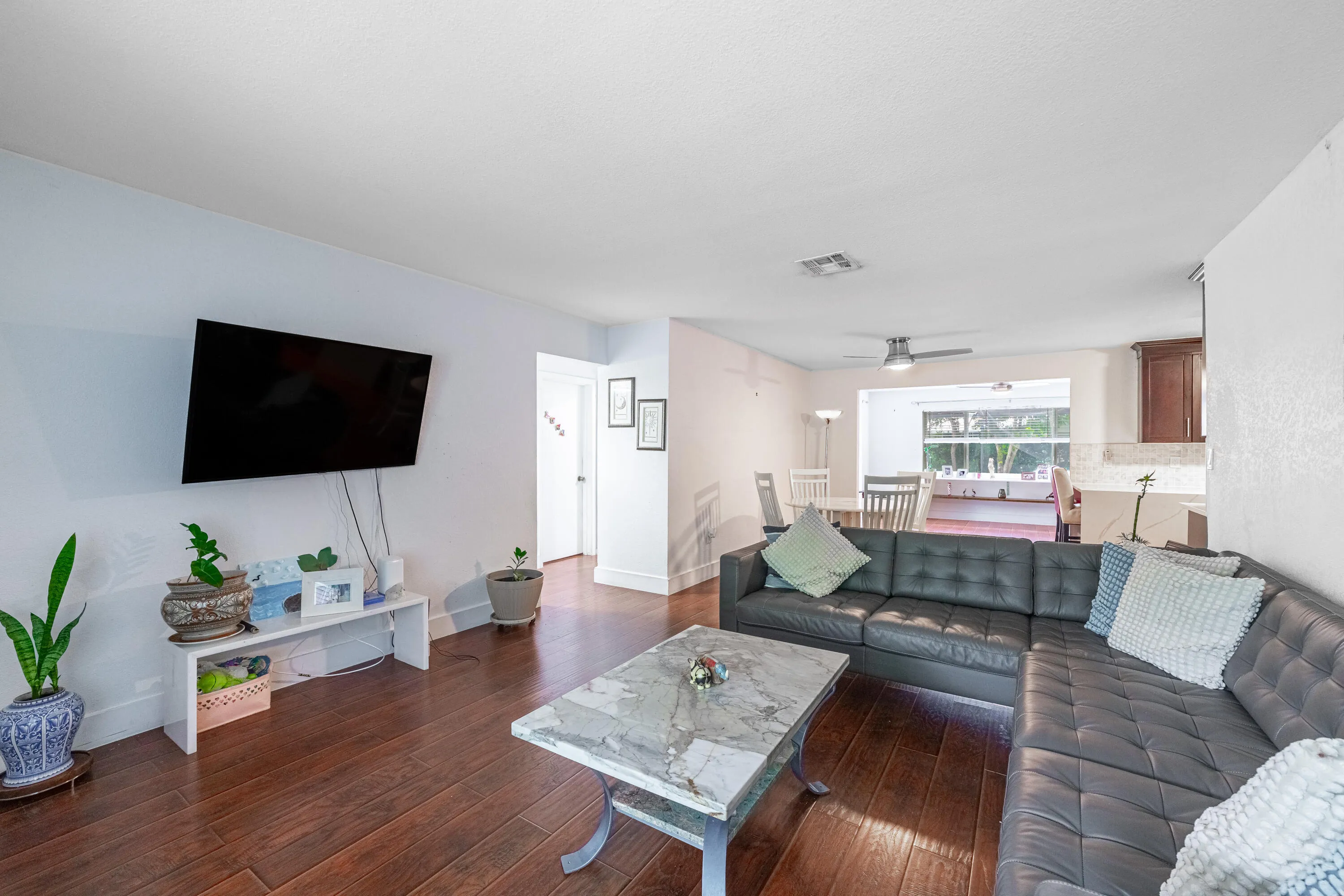 Livingroom-2