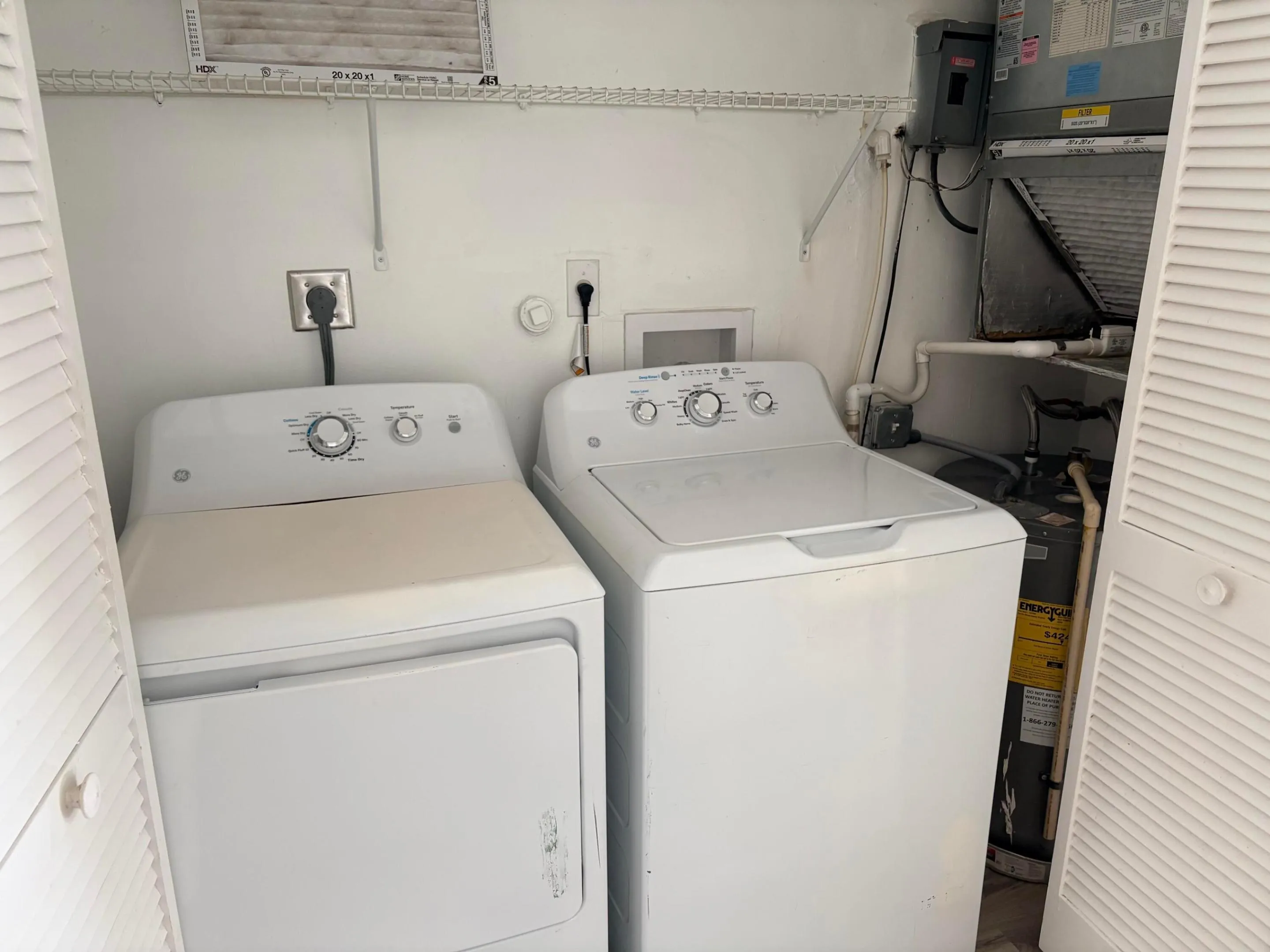 FULL SIZE WASHER/DRYER WITH SHELVING