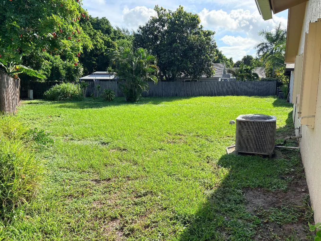 LARGE SIDE YARD TO ALSO ENJOY