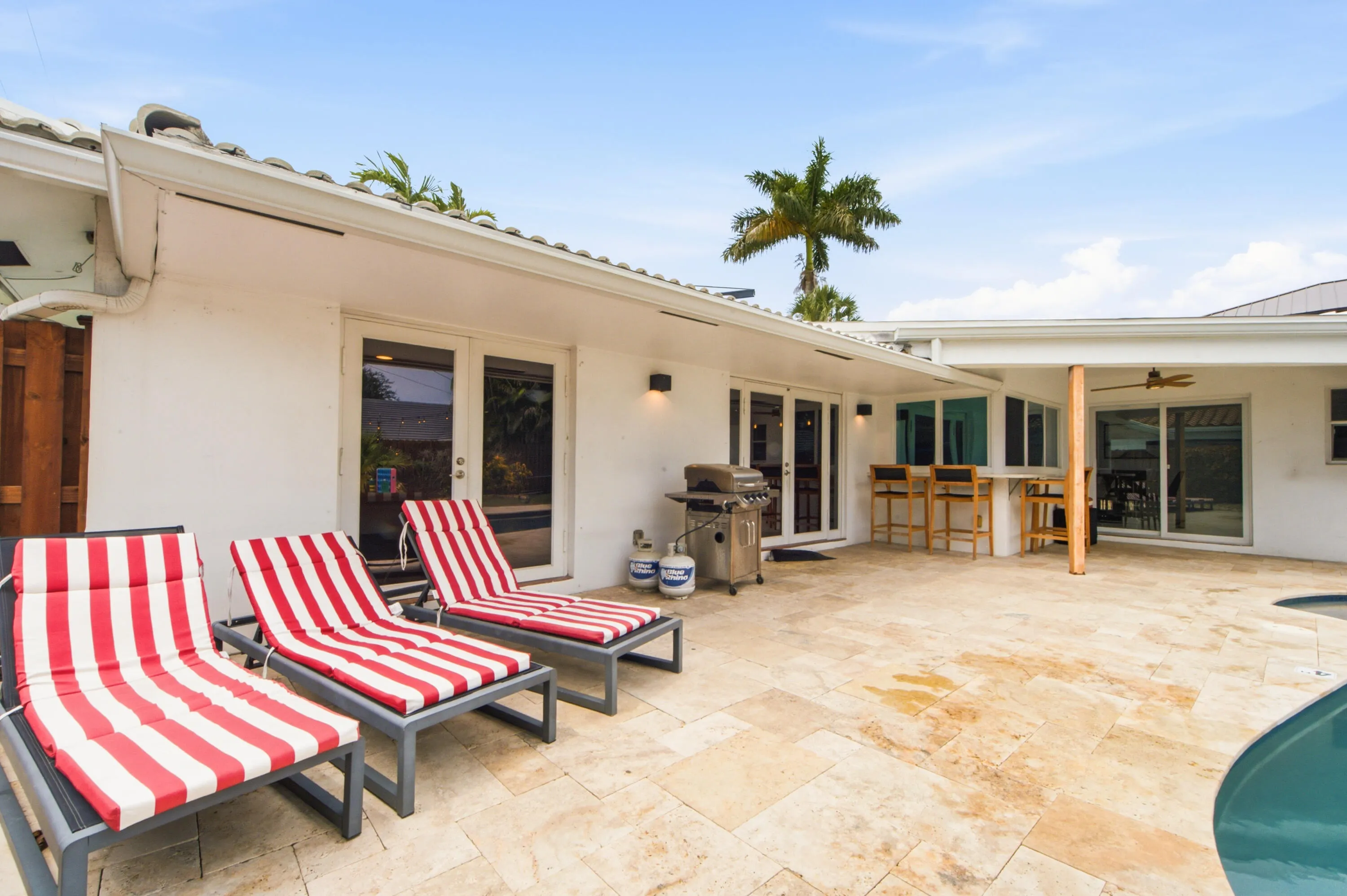 4710 NE 27th-0051