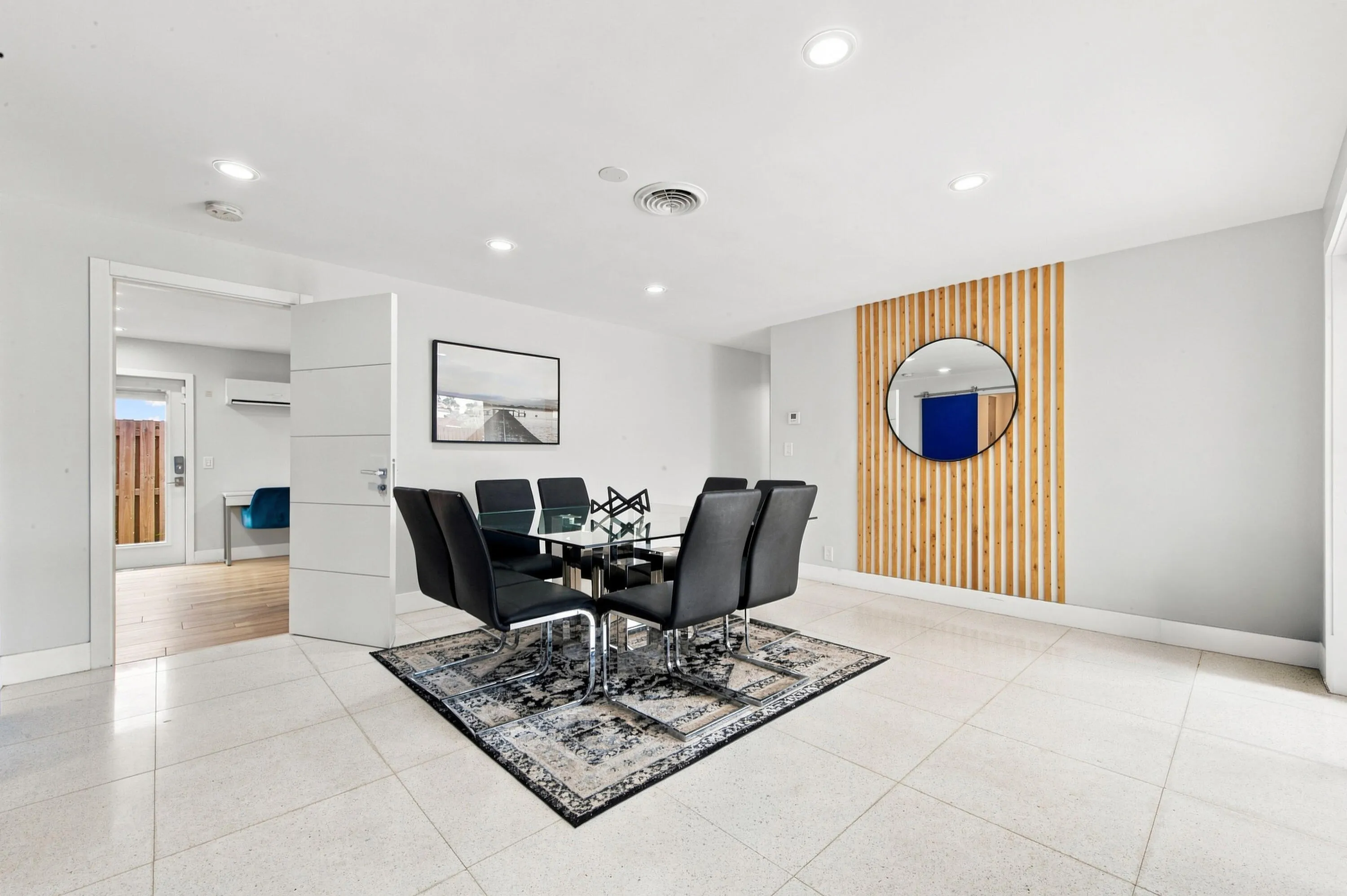 4710 NE 27th-0027