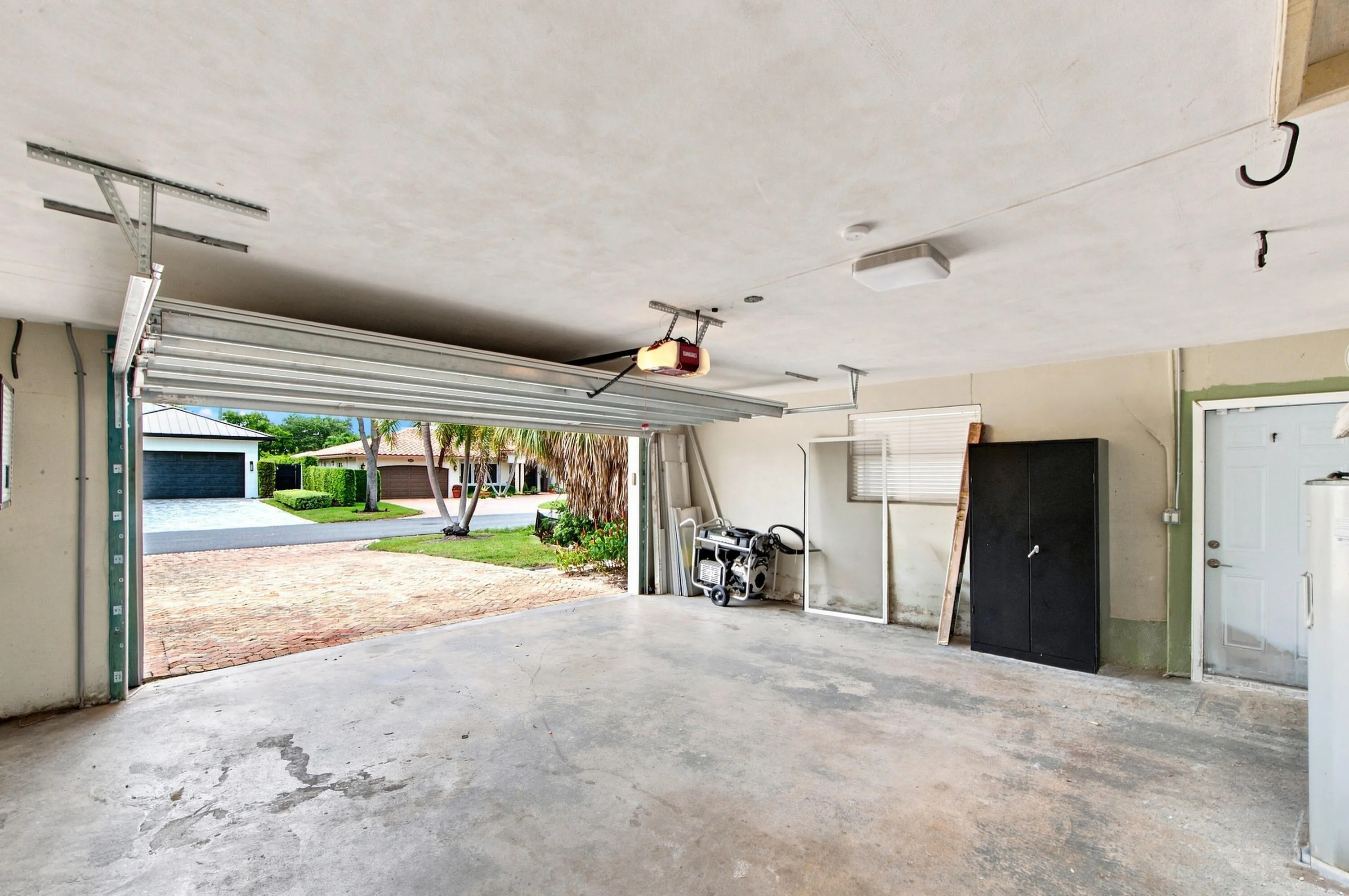 4710 NE 27th-0046