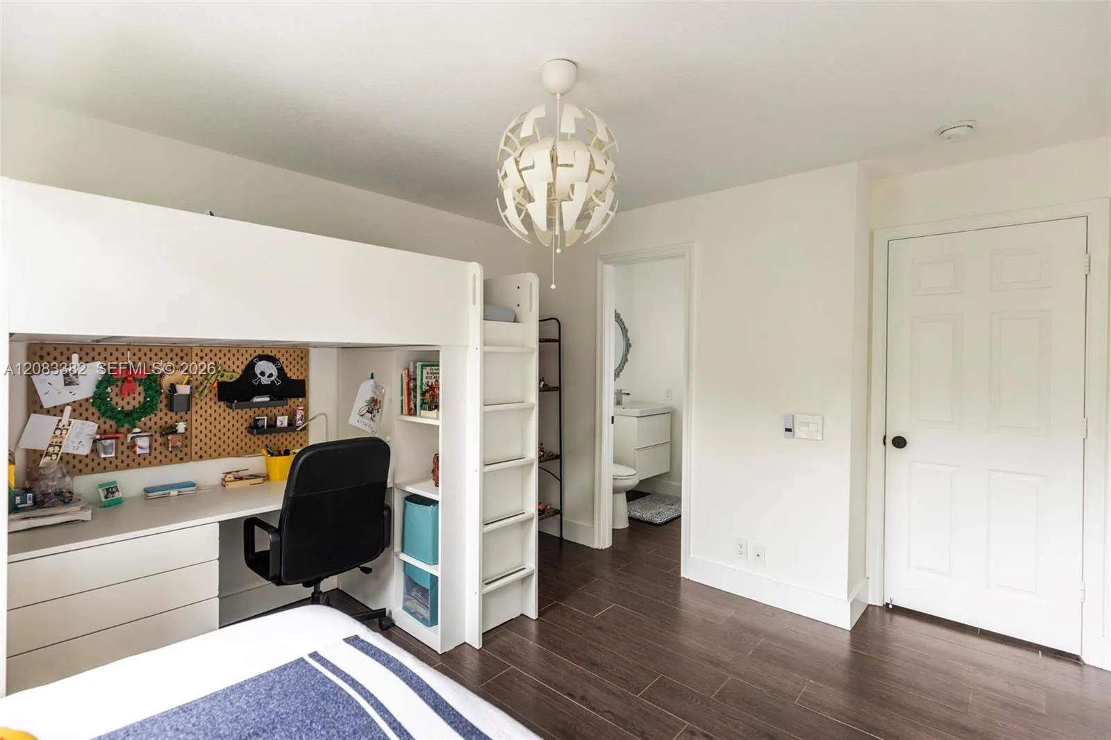 Property photo 35