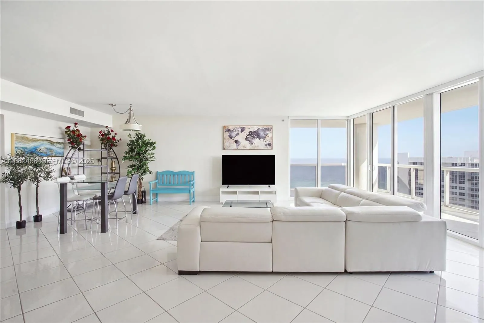 Living/Dining Area