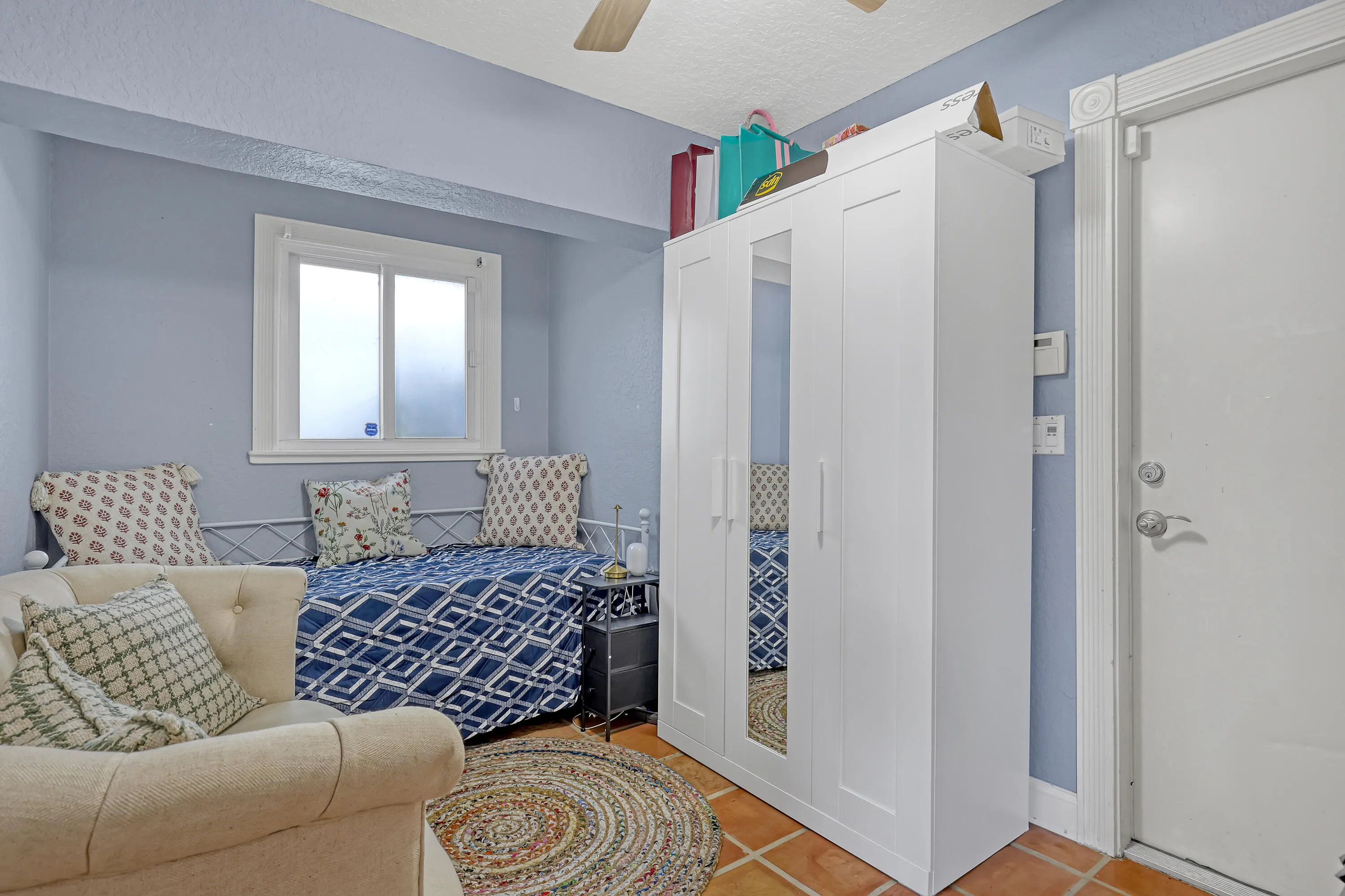 2100 NE 30th (32)