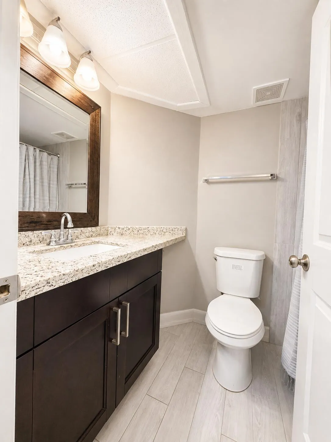 Social Bathroom