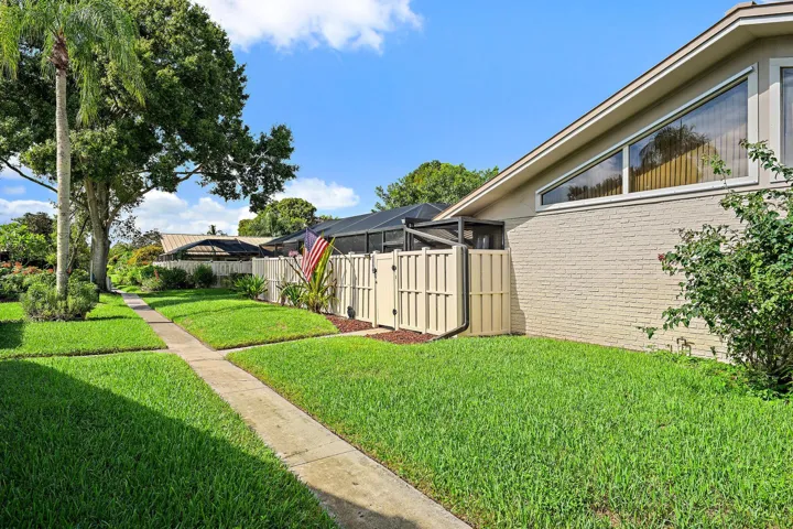 5896 Golden Eagle Cir-19