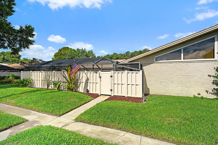5896 Golden Eagle Cir-18