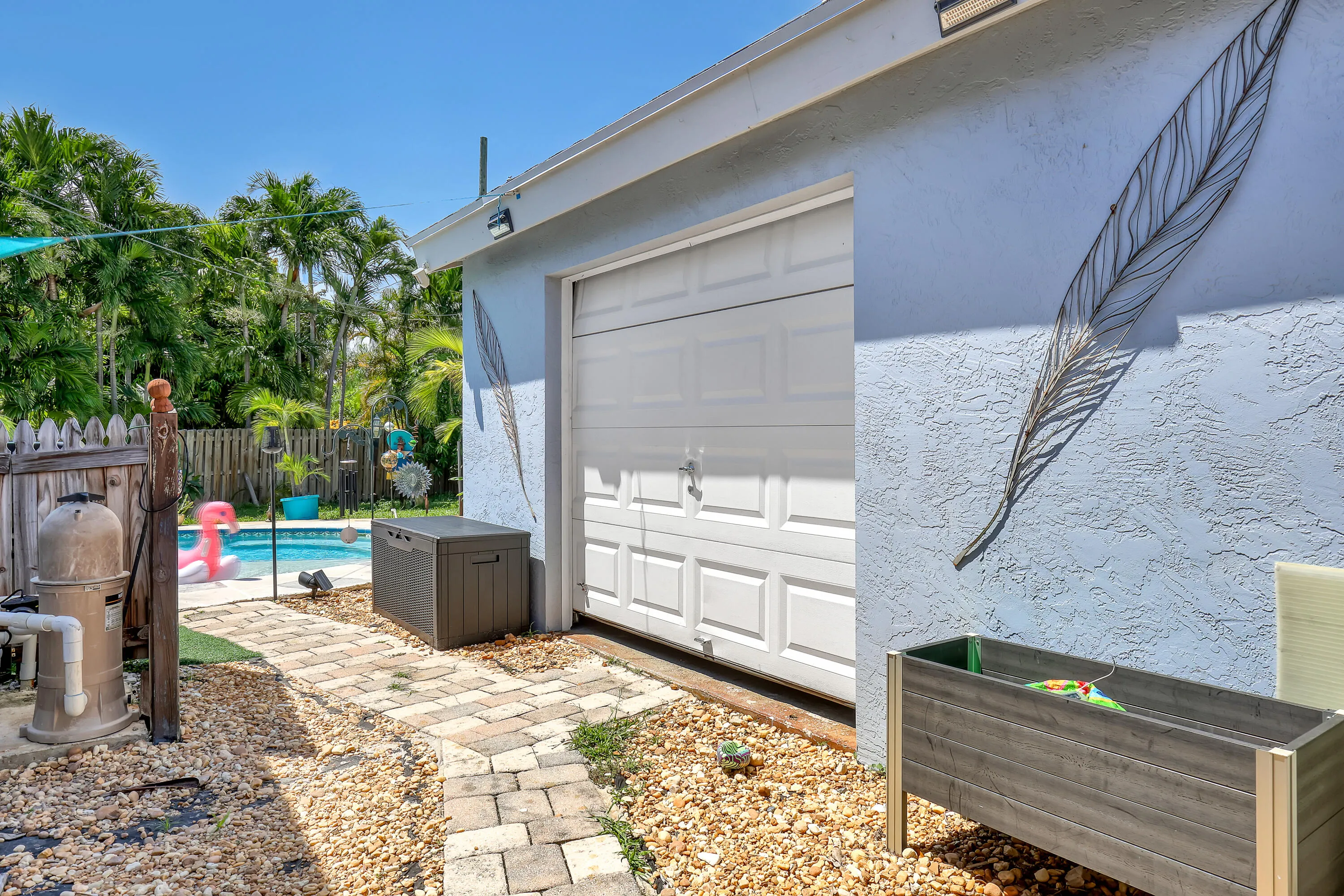 937 W Duval (34)