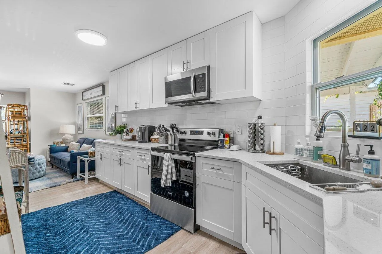 011-124MayfieldRoad-Lantana-FL-33462-SMA
