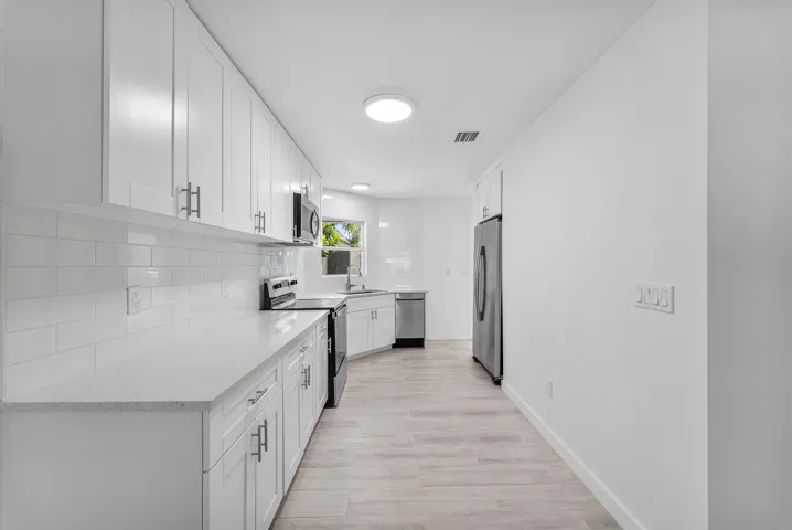 008-124MayfieldRoad-Lantana-FL-33462-SMA