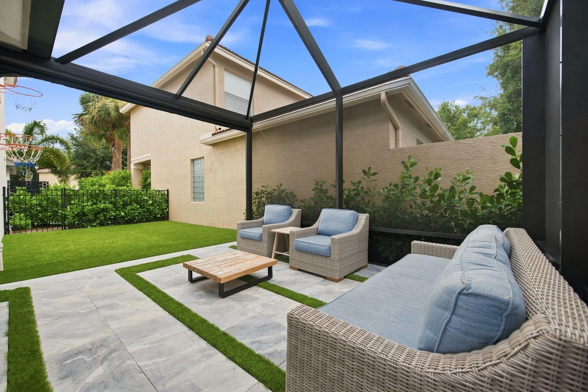 30-web-or-mls-7830-jewelwood-dr