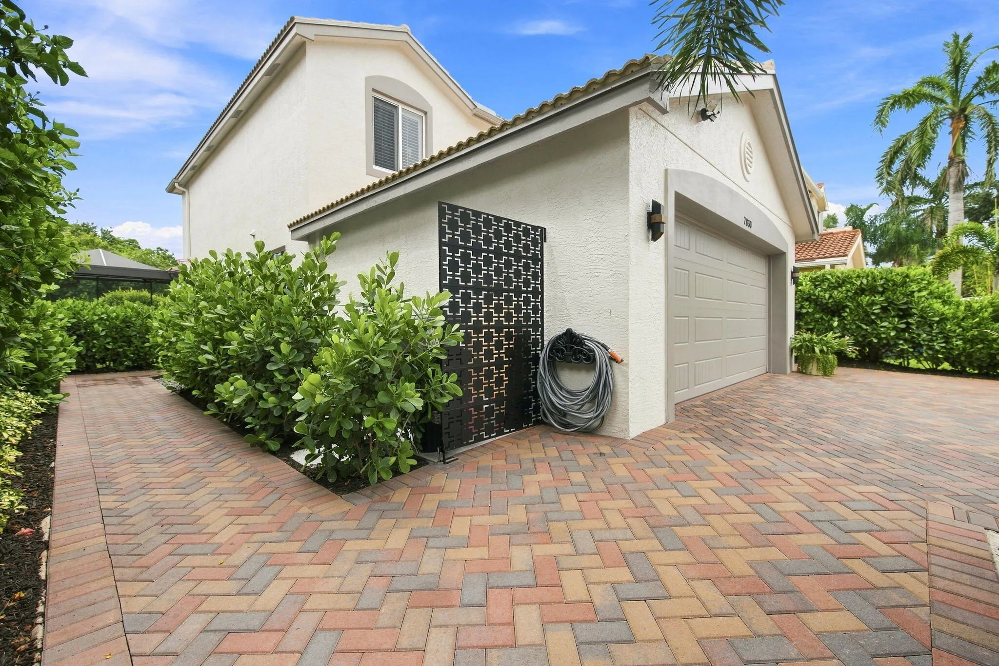 5-web-or-mls-7830-jewelwood-dr