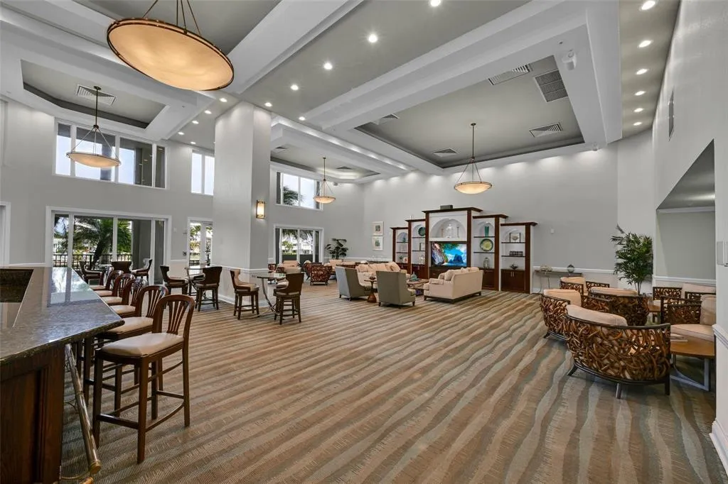 PARTY ROOM