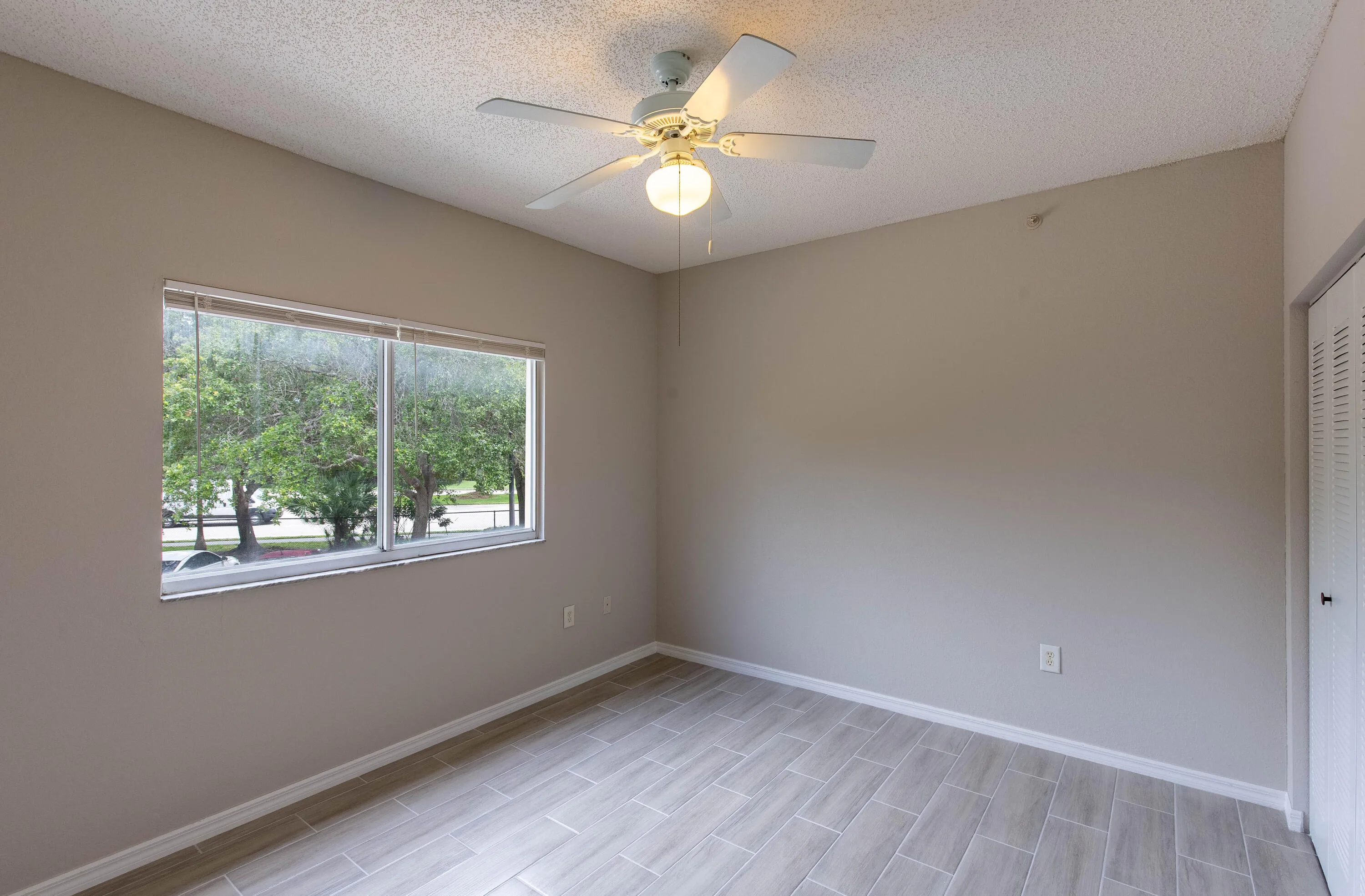 Secon Bedroom