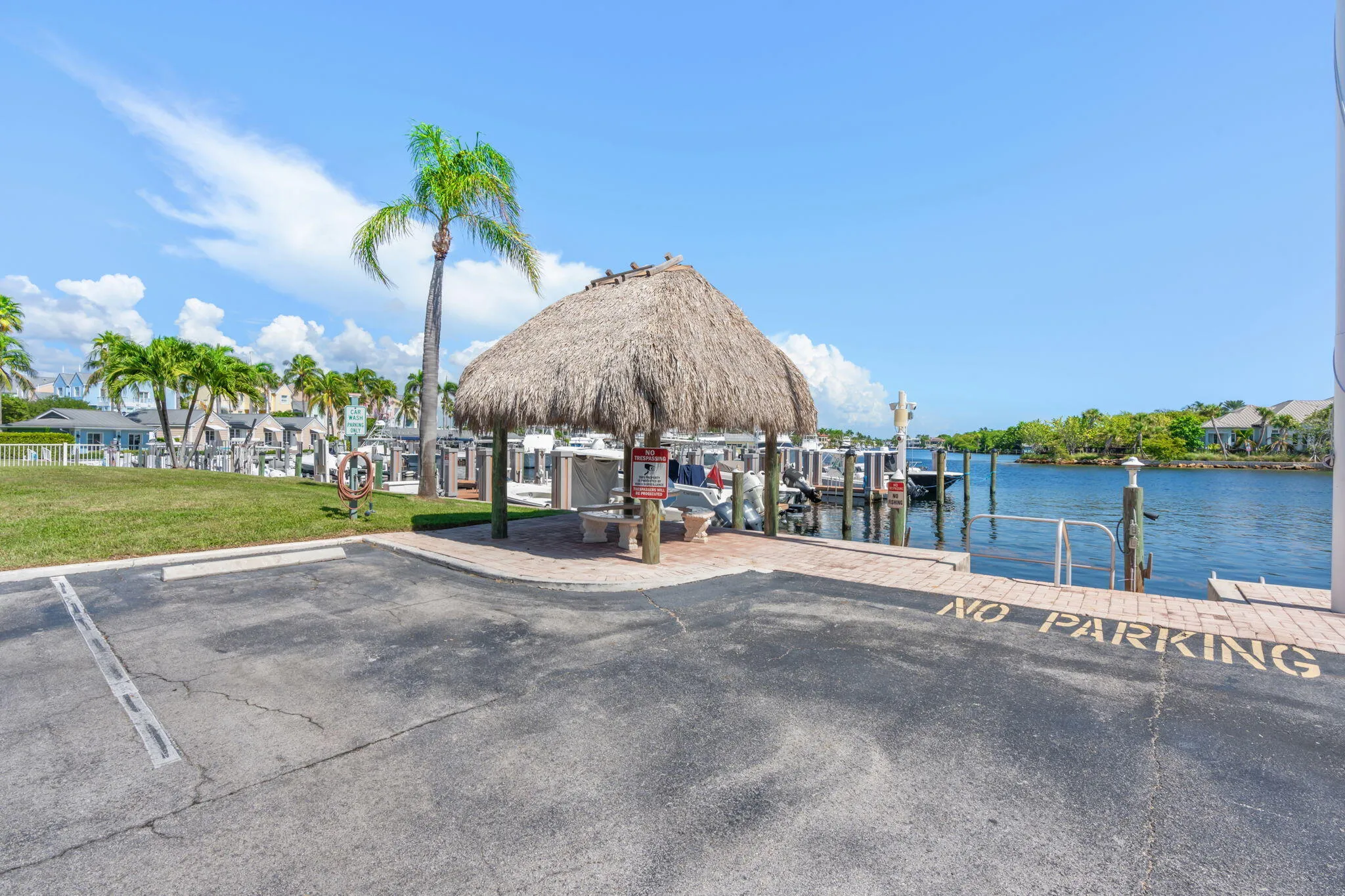 29-web-or-mls-2758 NE 30th Ave, Lighthou