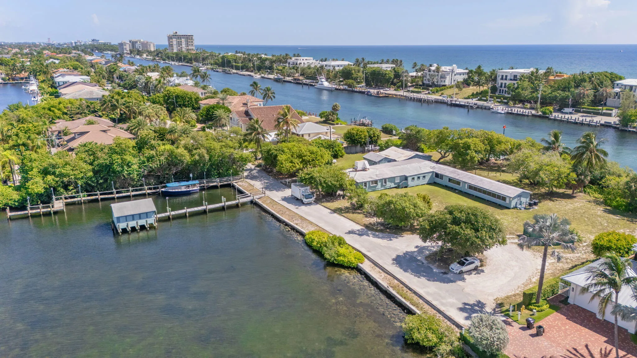 30-web-or-mls-2758 NE 30th Ave, Lighthou