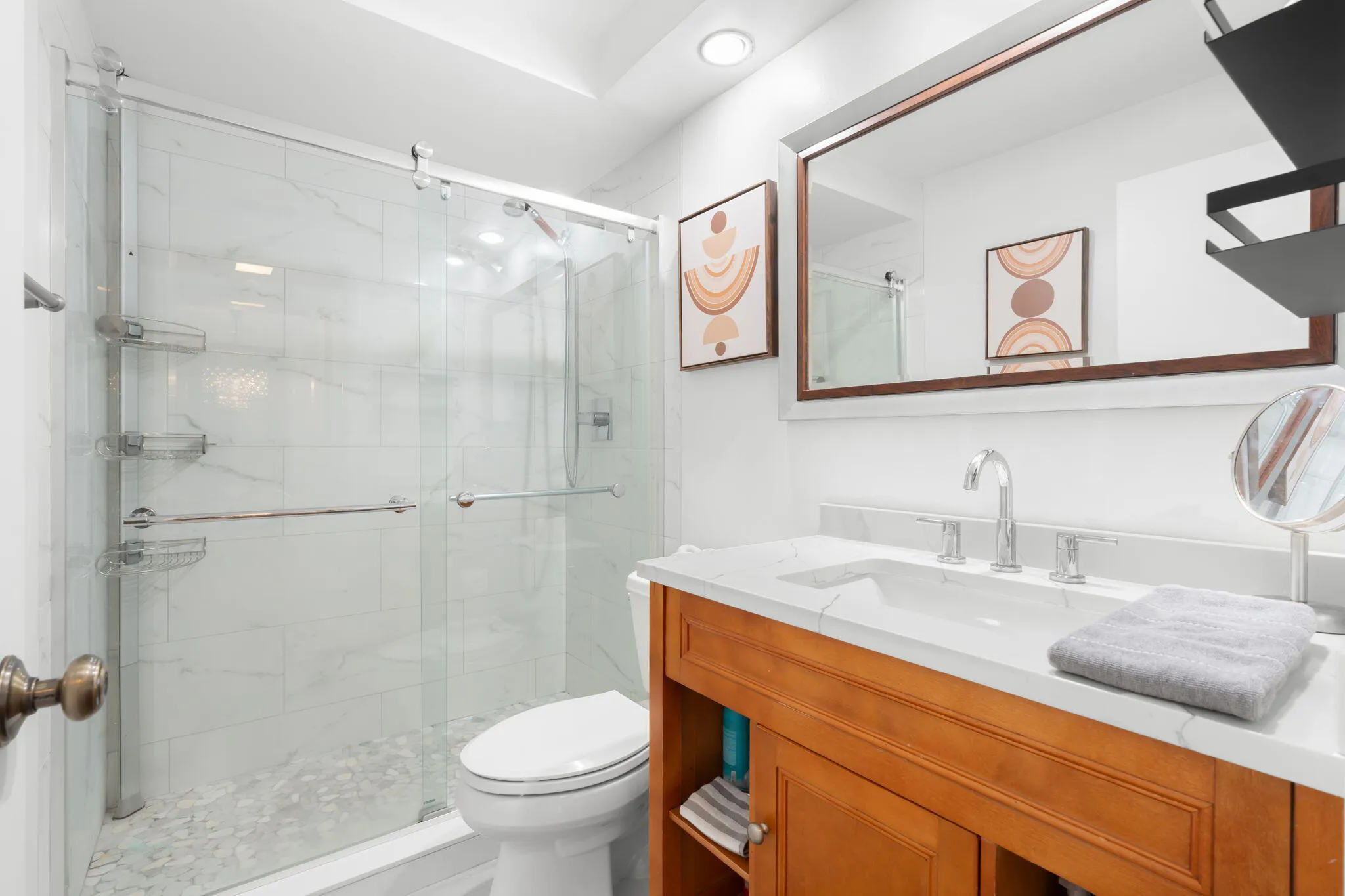 23-web-or-mls-2758 NE 30th Ave, Lighthou