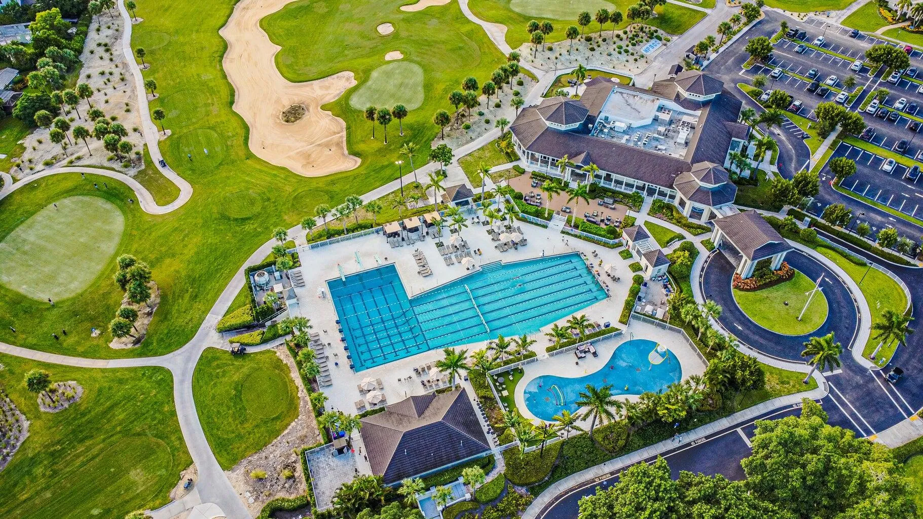 Across the street enjoy all the North Palm Beach Country Club amenities.