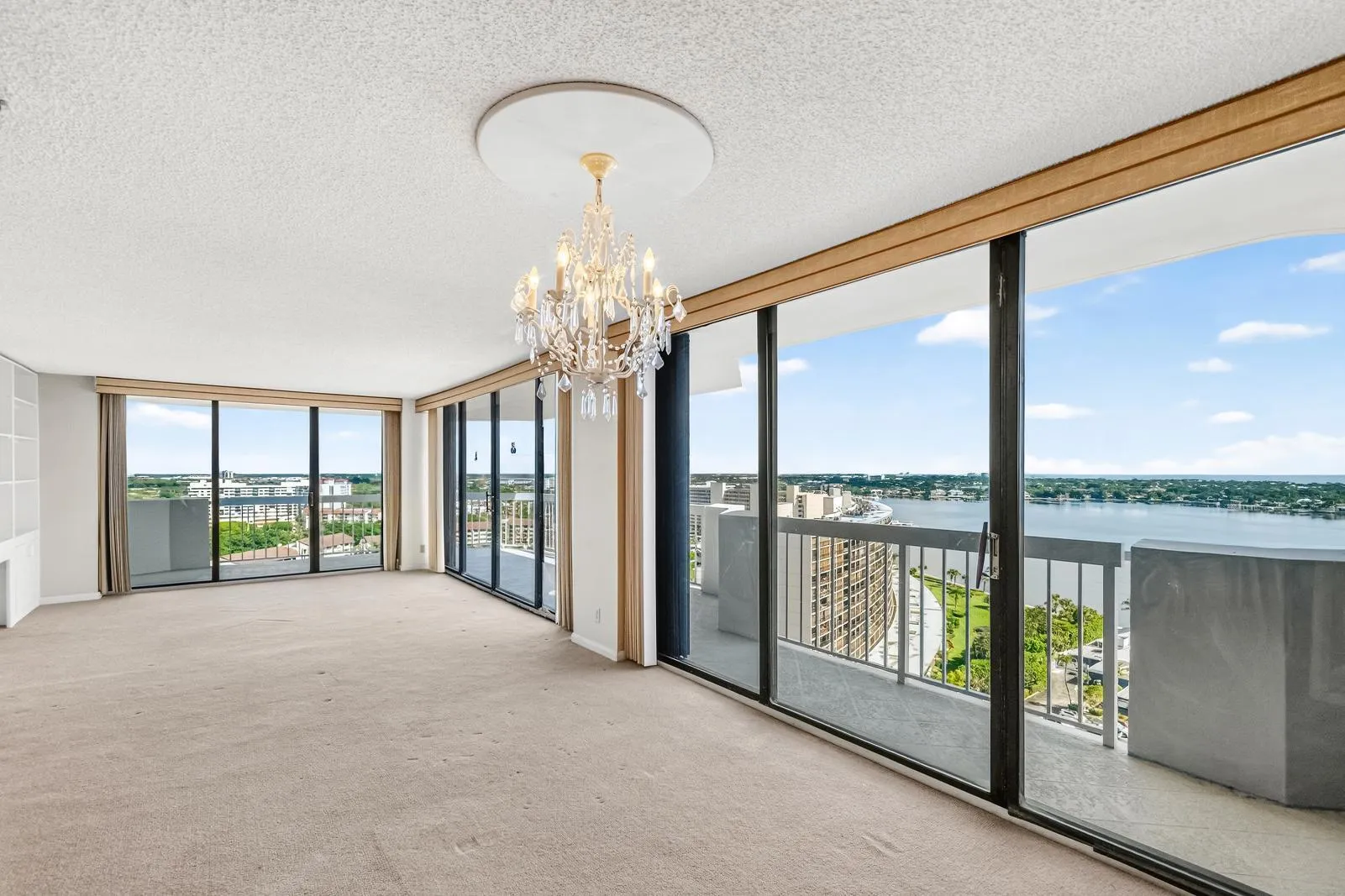 Floor to ceiling windows
