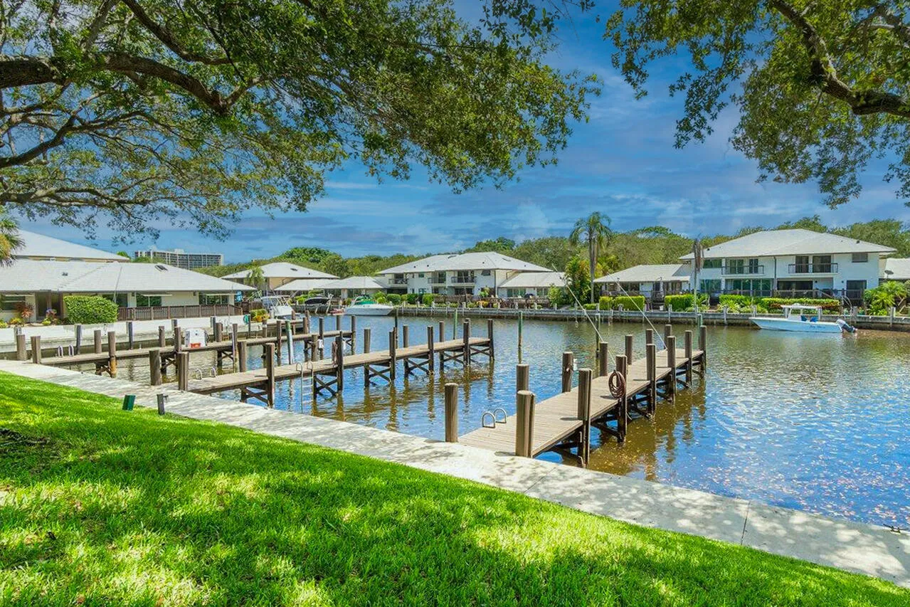 Community Dock