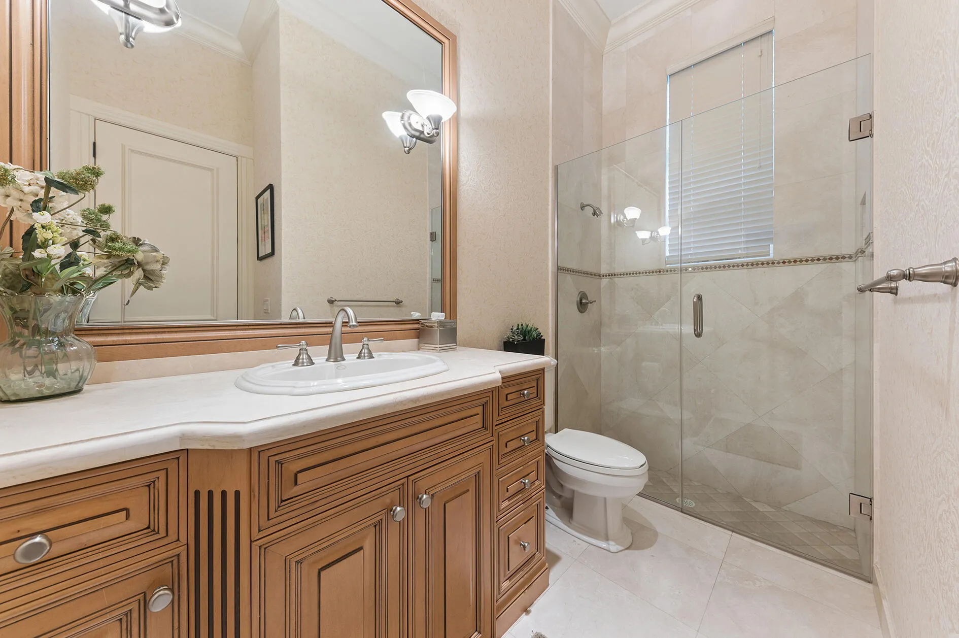 Office or Bedroom Ensuite Bath