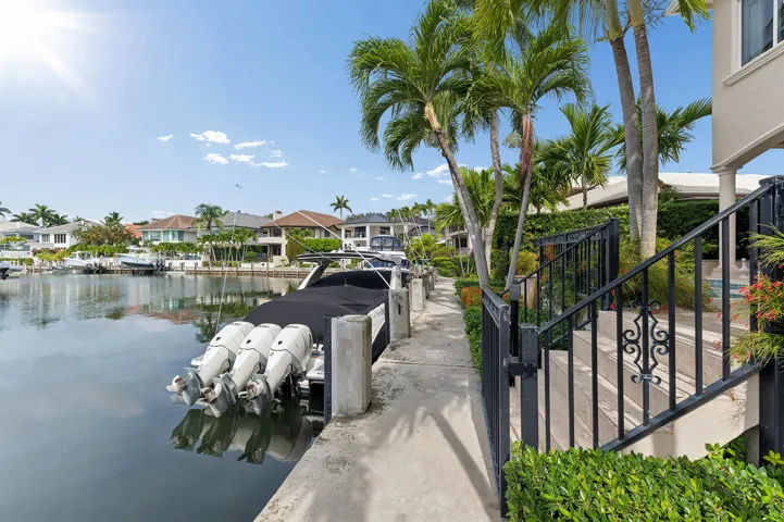 56 Feet of Private Dockage