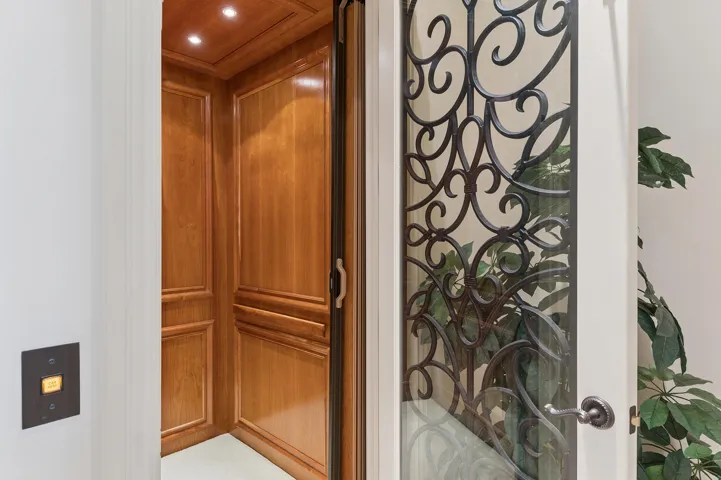 Elevator