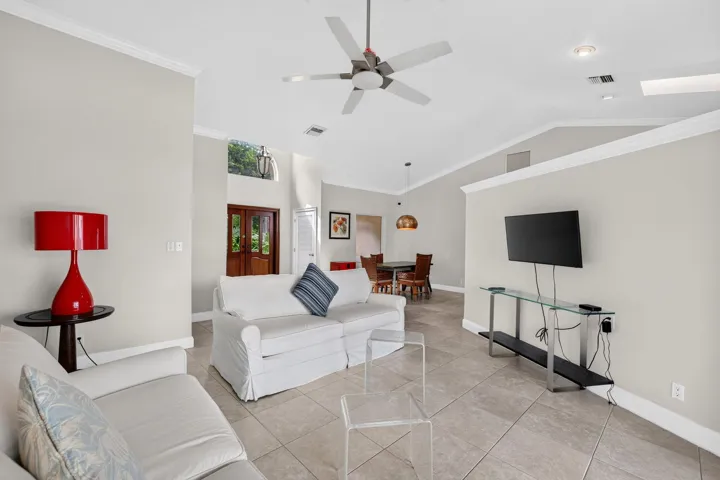 11-web-or-mls-699A8531