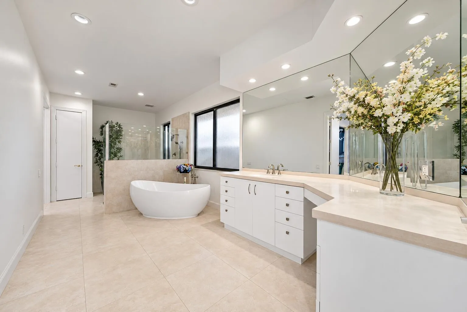 Primary bath