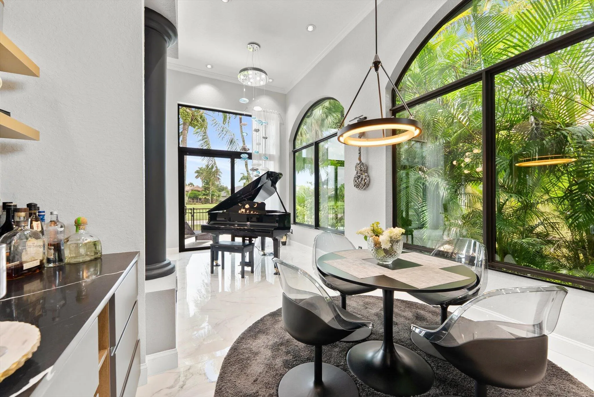 eat in kitchen