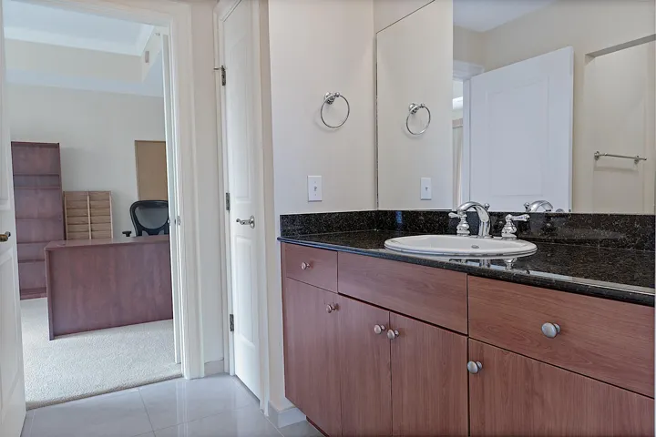 16100 Emerald Estates dr - 558