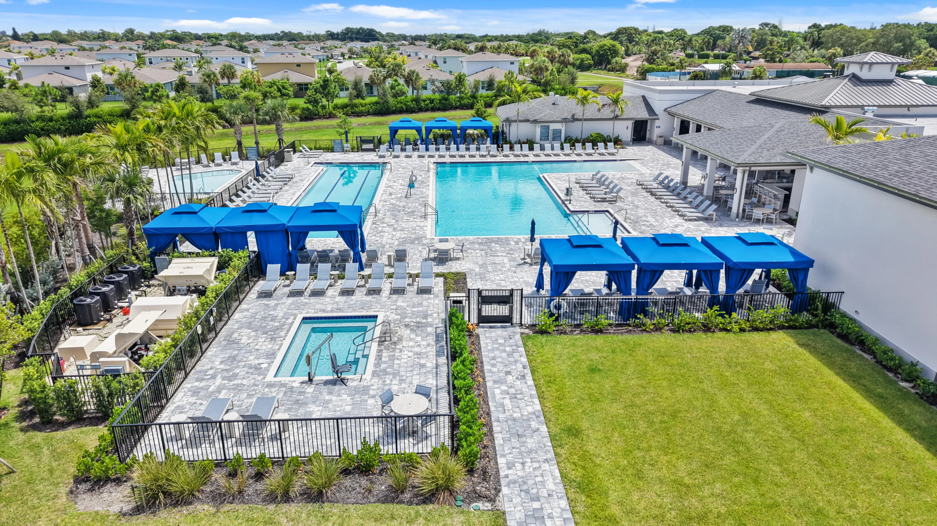 36_delray beach + spindle palm court + p