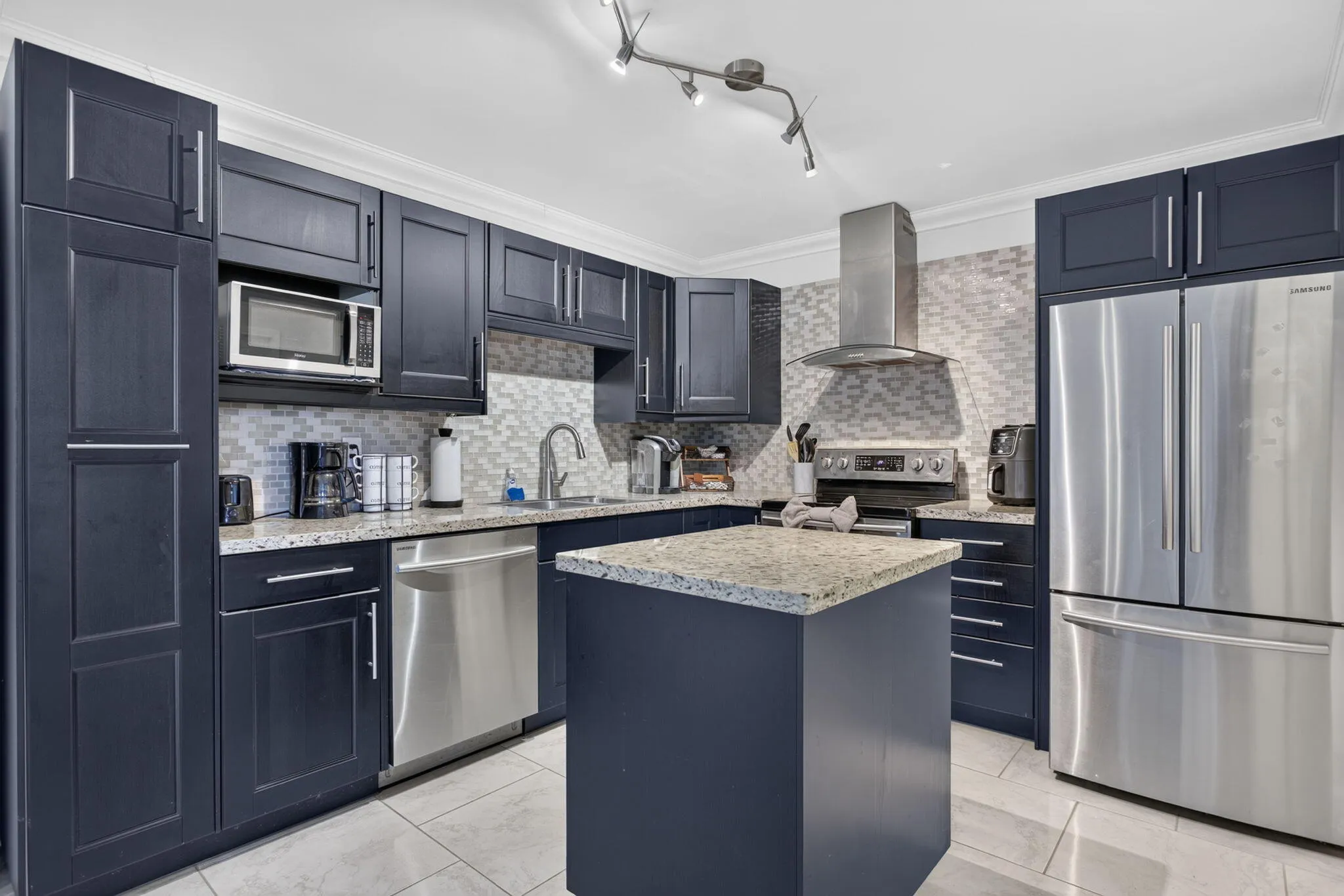15-web-or-mls-1520-7470