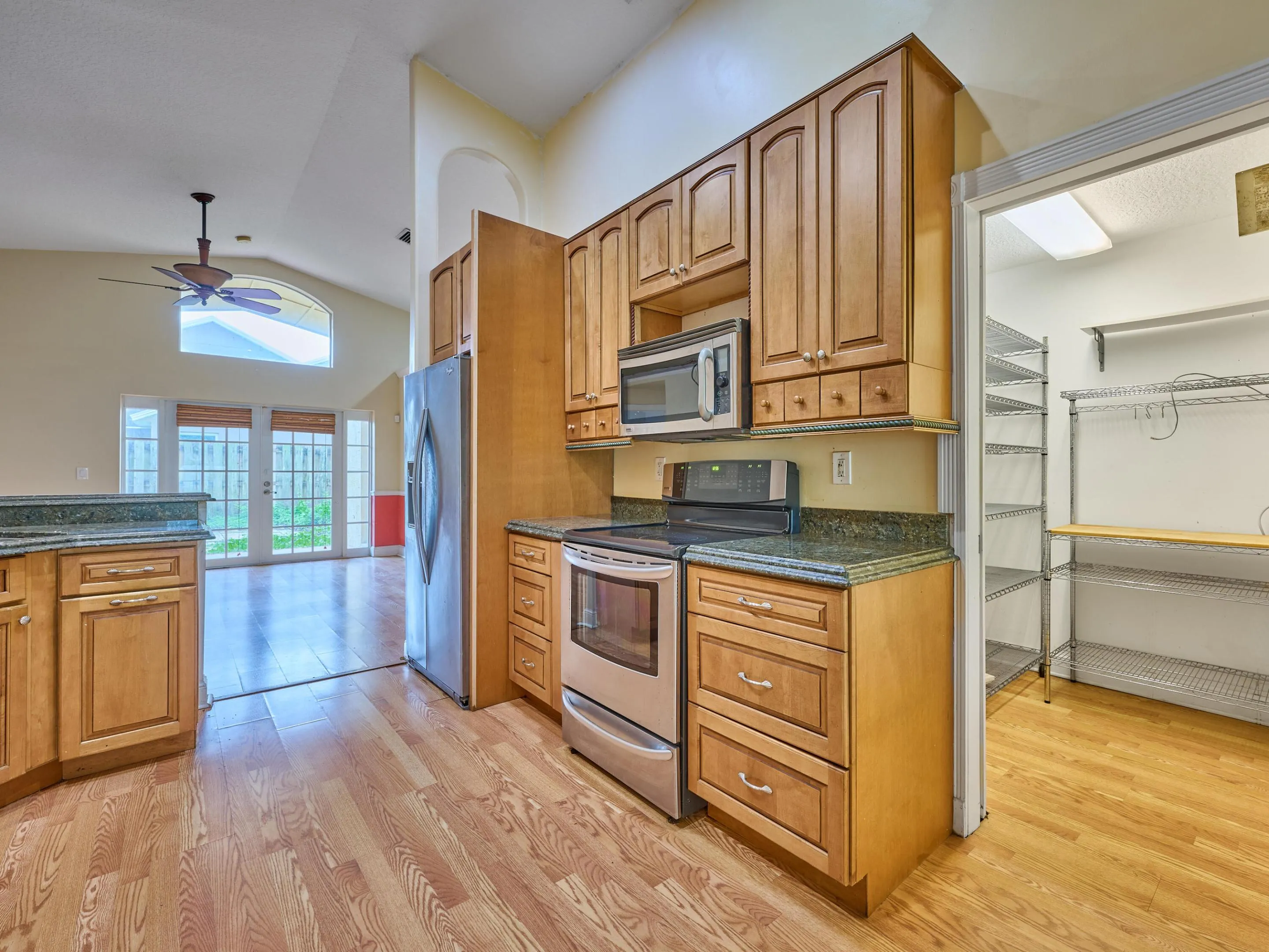Kitchen/Pantry